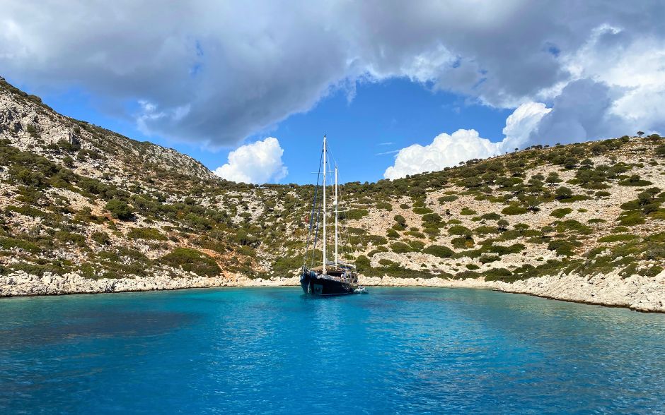 Sailing in Turkey - Gulet in Pirate's Cove