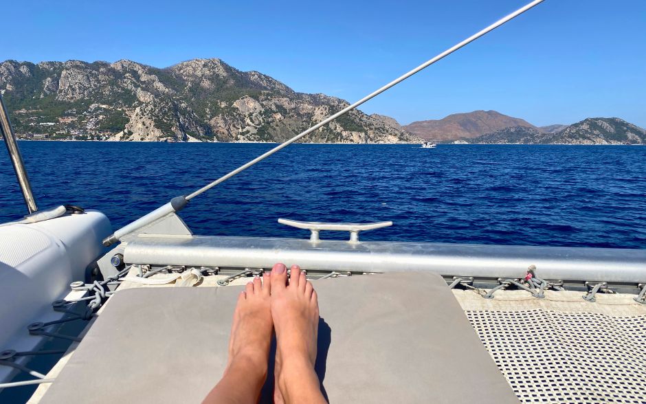 Sailing in Turkey - Trampoline feet view