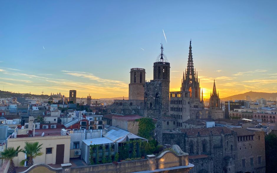 Intro to Barcelona's Gothic Quarter - Rooftop Sunset View