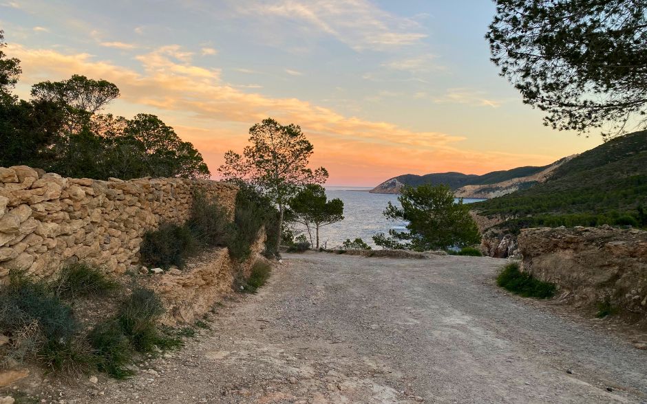 Off-Season in Ibiza - trailhead sunset
